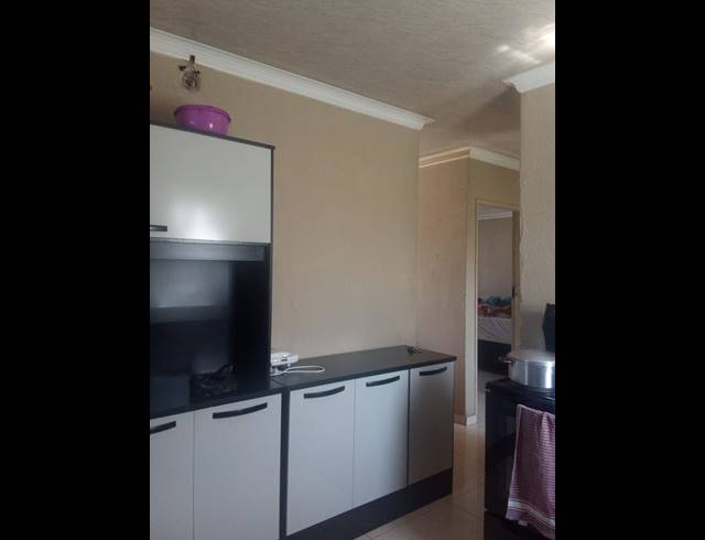 2 BEDROOM HOUSE FOR SALE IN PALM SPRINGS